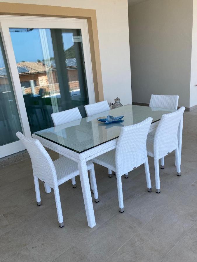 Aqua Life Luxury Apartment Arzachena Bagian luar foto