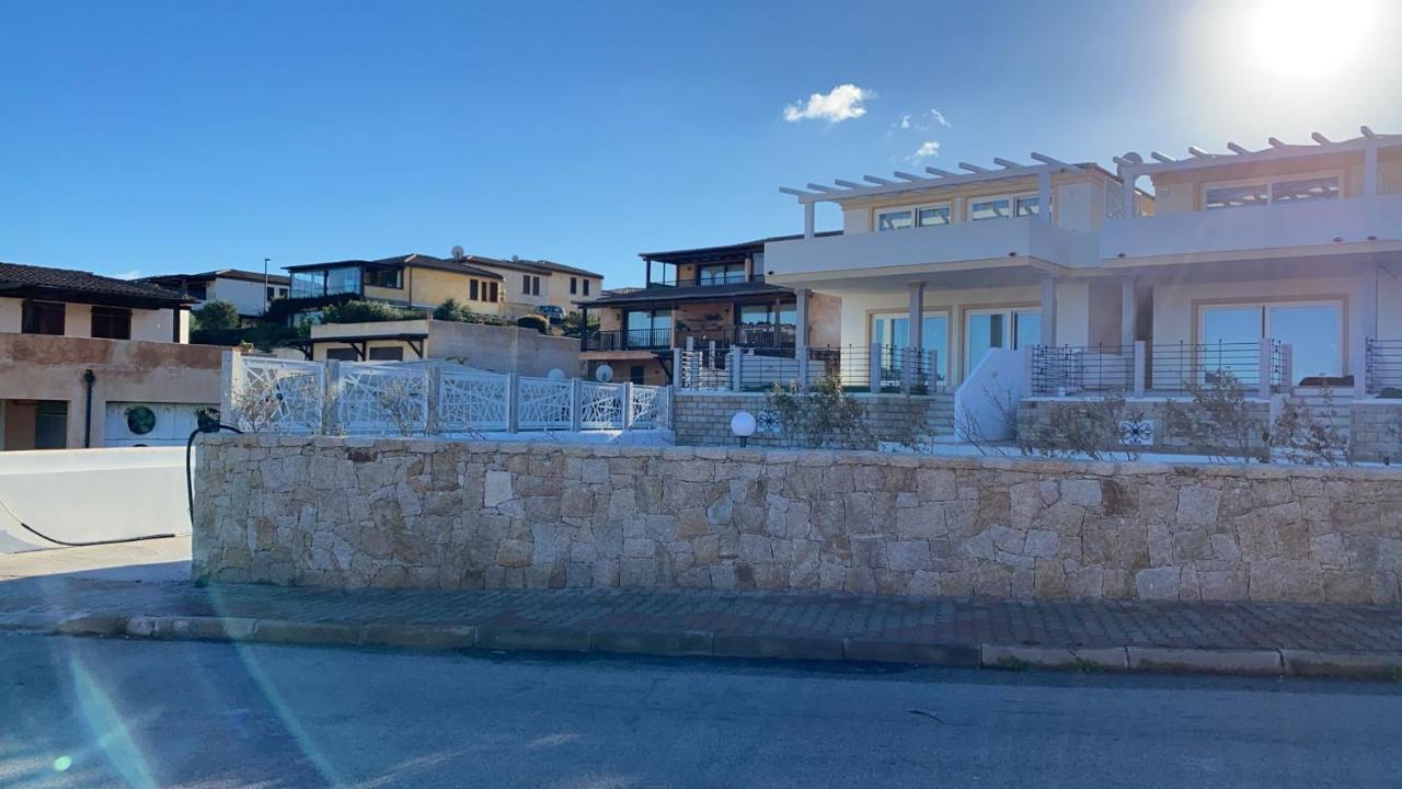 Aqua Life Luxury Apartment Arzachena Bagian luar foto