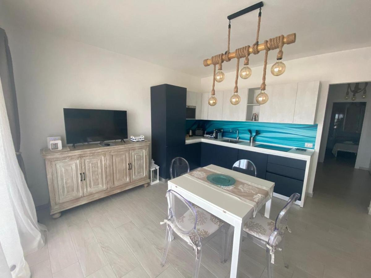 Aqua Life Luxury Apartment Arzachena Bagian luar foto